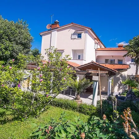 Villa Palma Malinska Exterior photo